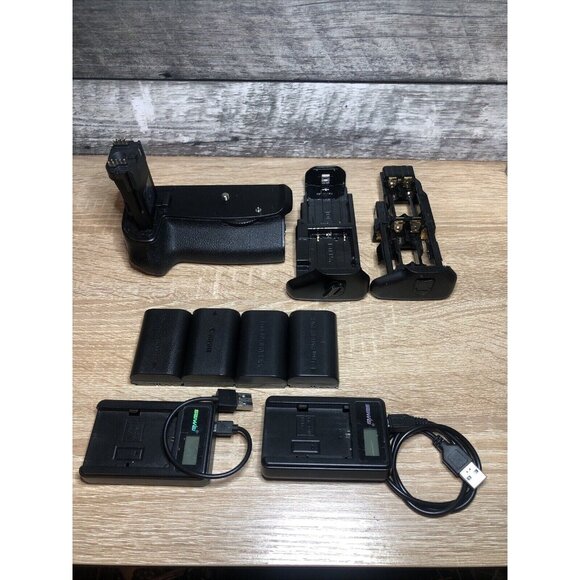 LP-E6 Battery Pack Grip Holder Vertical For Canon 70D  DSLR Cameras Accessor B11 - Picture 1 of 6